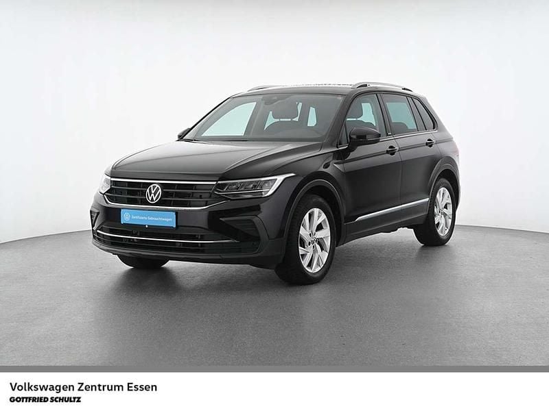 Schwarz Gebraucht 2023 VW Tiguan Active SUV | 24.960 € (Fairer Preis) - Bild 1/4
