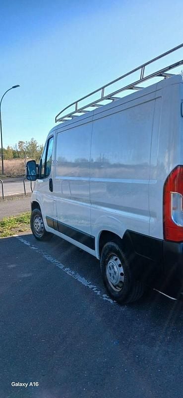 Gebraucht Peugeot Boxer 110 PS (80 kW) 2018 Weiß Van