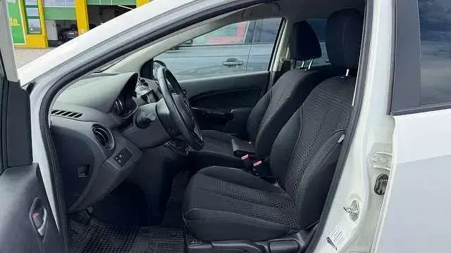 Gebraucht Mazda 2 Sendo 84 PS (61 kW) 2015 Weiß metallic