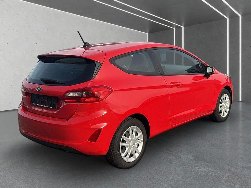 Gebraucht Ford Fiesta Cool & Connect 75 PS (55 kW) 2020 Rot Kleinwagen