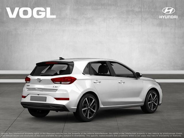 Gebraucht Hyundai i30 Advantage 120 PS (88 kW) 2024 Atlas white / sol Van / Kleinbus