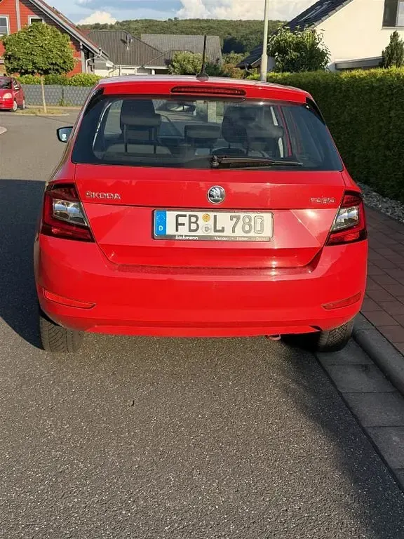 Gebraucht Skoda Fabia Ambition 75 PS (55 kW) 2019 Rot Kleinwagen