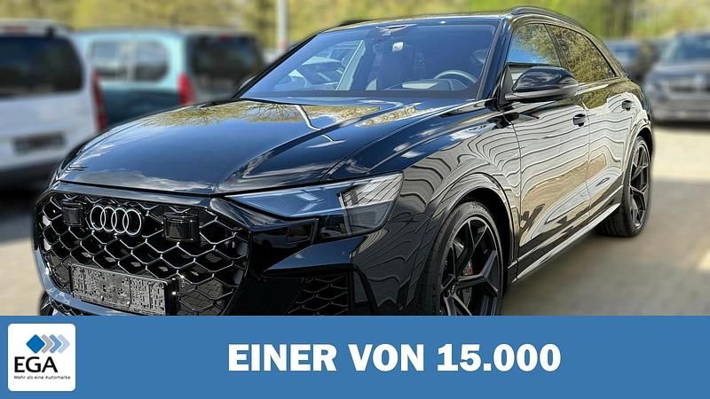 Neu Audi RS Q8 Performance 640 PS (470 kW) 2026 Metallic SUV