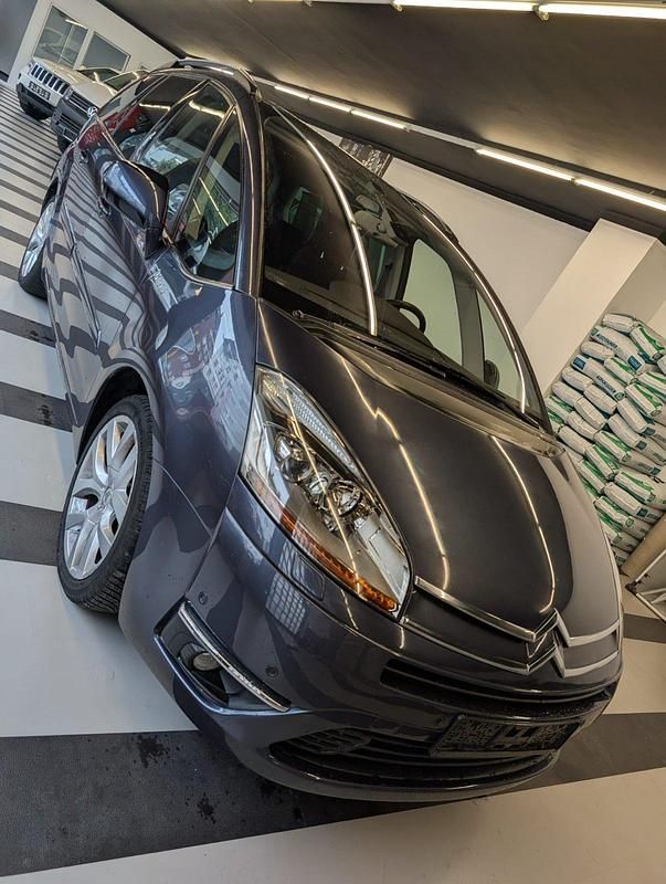 Grau Gebraucht 2010 Citroën C4 Limousine | 4.699 € (Teuer) - Bild 1/4
