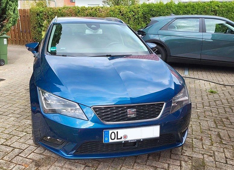 Blau Gebraucht 2015 Seat Leon ST Style Kombi | 7.800 € (Guter Preis) - Bild 1/4