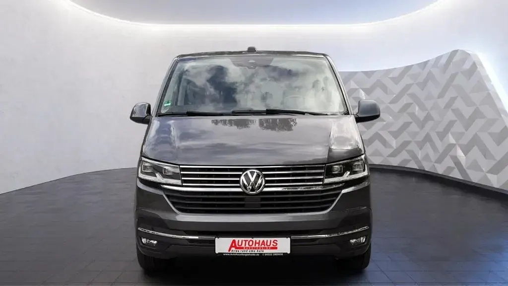 Gebraucht VW T6.1 150 PS (110 kW) 2021 Grau Van