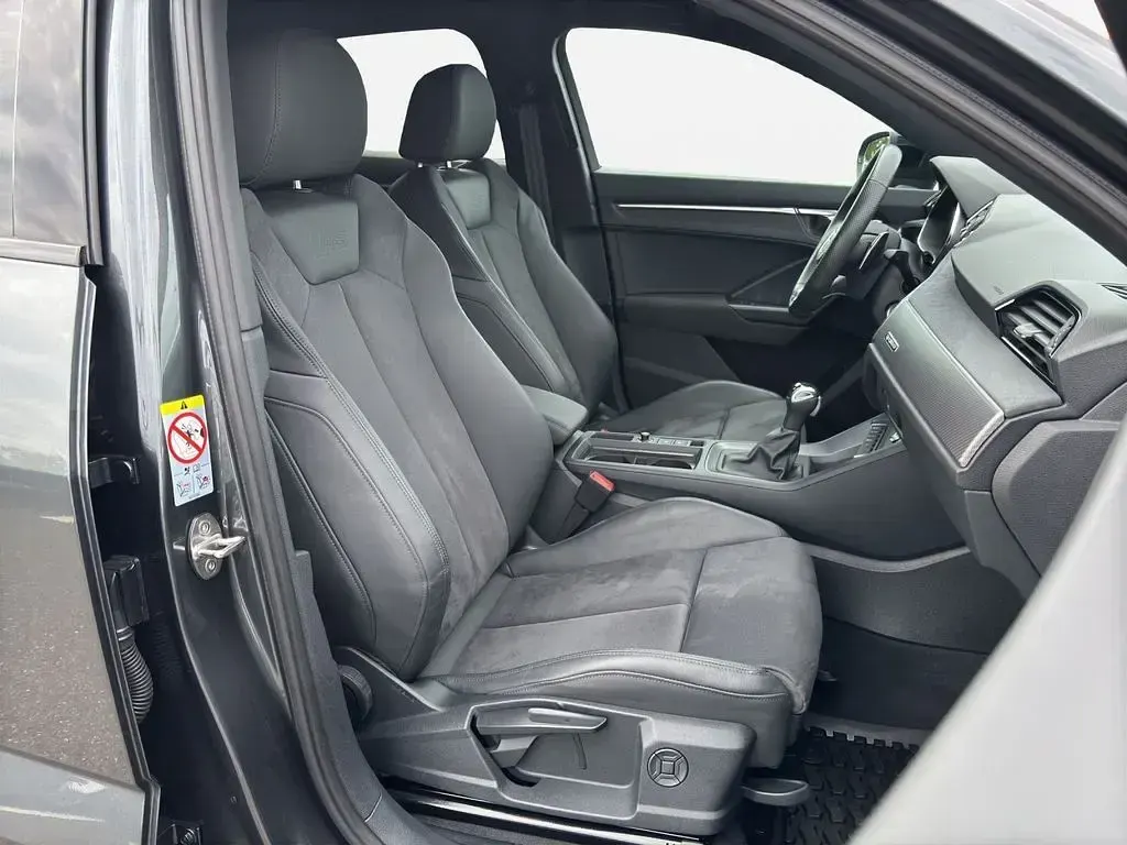 Gebraucht Audi RS Q3 Sportback Sport 400 PS (294 kW) 2023 Daytonagrau perleffekt SUV