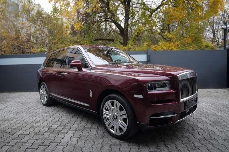 Gebraucht Rolls Royce Cullinan 571 PS (419 kW) 2023 Rot SUV