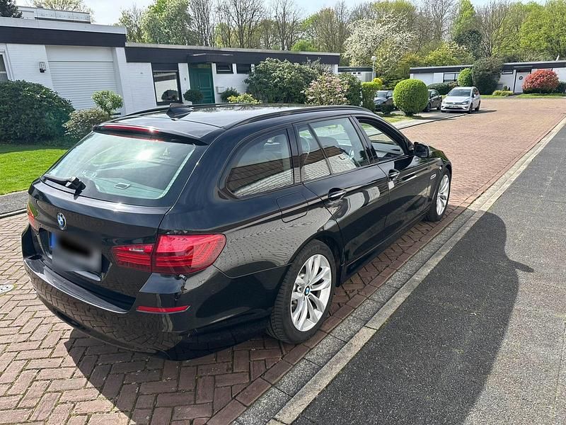 Gebraucht BMW 520 Performance 190 PS (139 kW) 2016 Schwarz Kombi