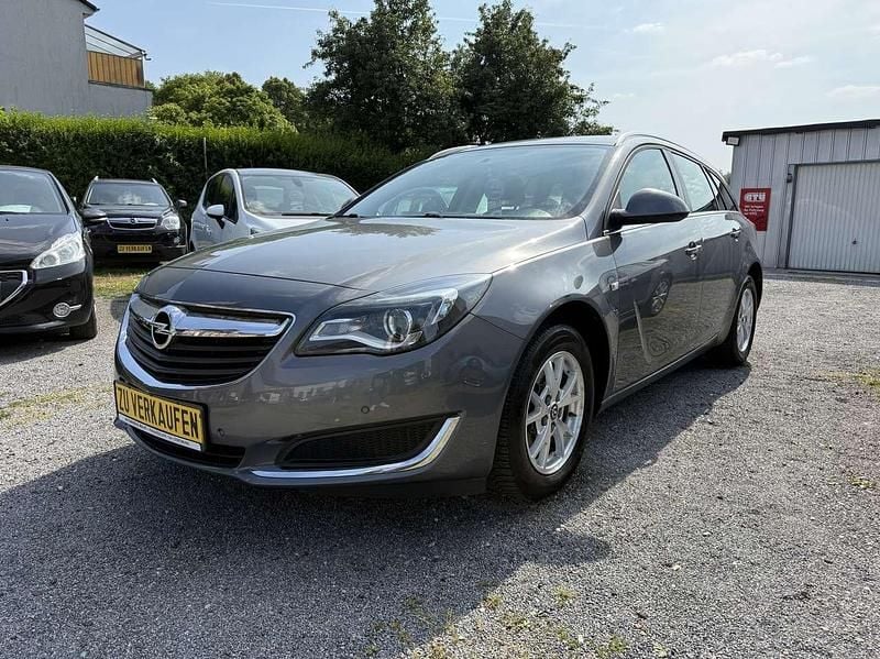 Grau Gebraucht 2016 Opel Insignia Business Edition Kombi | 8.990 € (Etwas zu teuer) - Bild 1/4