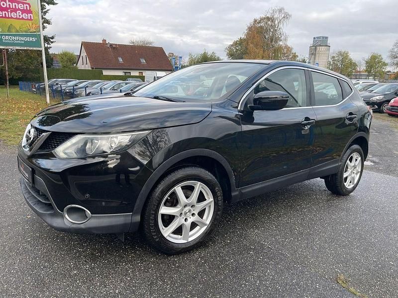 Gebraucht Nissan Qashqai Acenta 110 PS (80 kW) 2016 Schwarz SUV