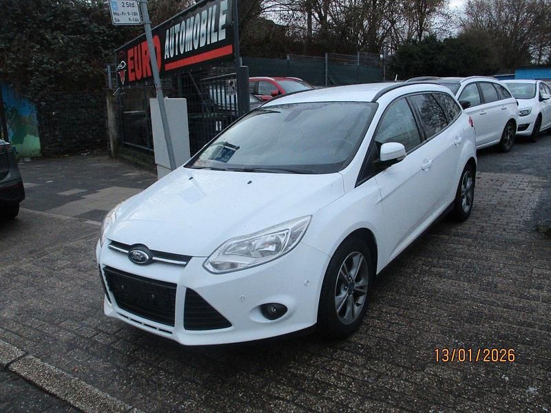 Gebraucht Ford Focus SYNC Edition 101 PS (74 kW) 2014 Weiß Kombi