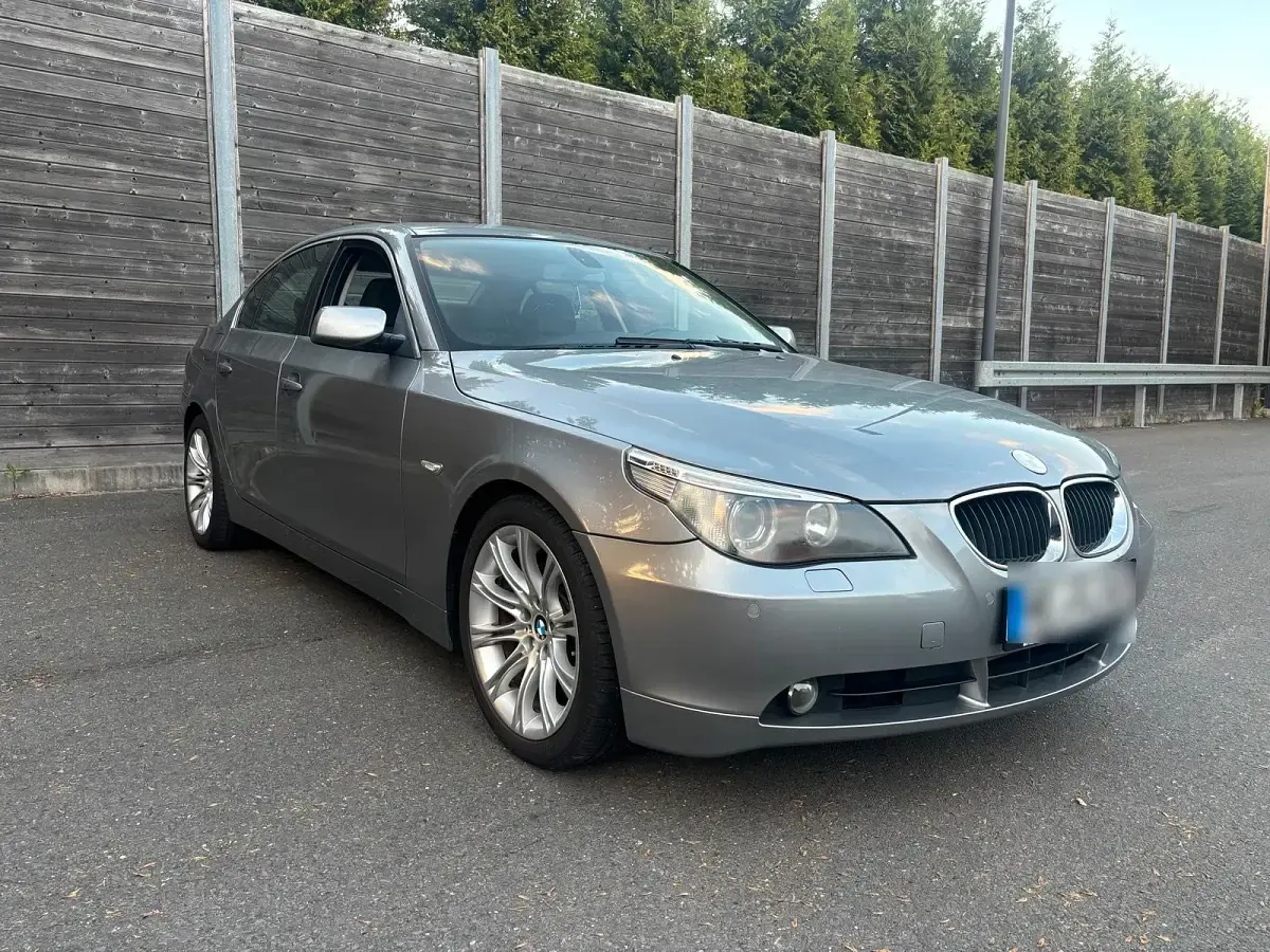 Gebraucht BMW 530 M Performance 231 PS (169 kW) 2004 Grau Limousine