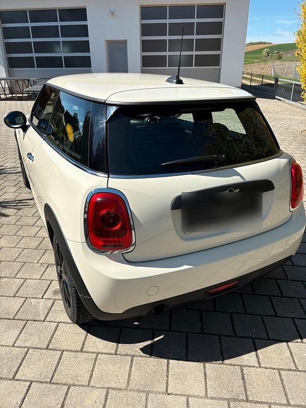 Usata Mini ONE 102 CV (75 kW) 2017 Bianco Utilitaria