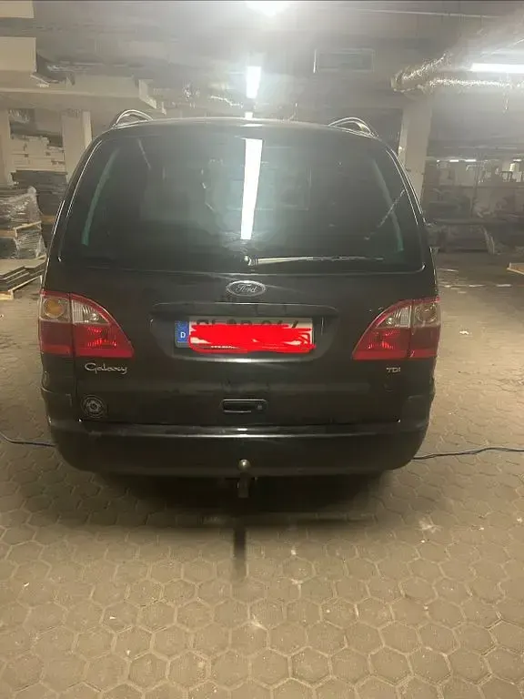 Gebraucht Ford Galaxy Ambiente 116 PS (85 kW) 2004 Schwarz Van / Kleinbus