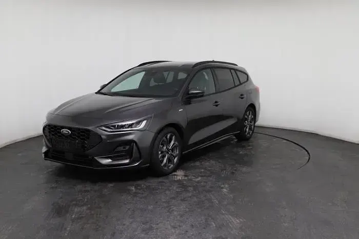Neu Ford Focus ST-Line X 155 PS (114 kW) 2025 Schwarz, agate black Limousine