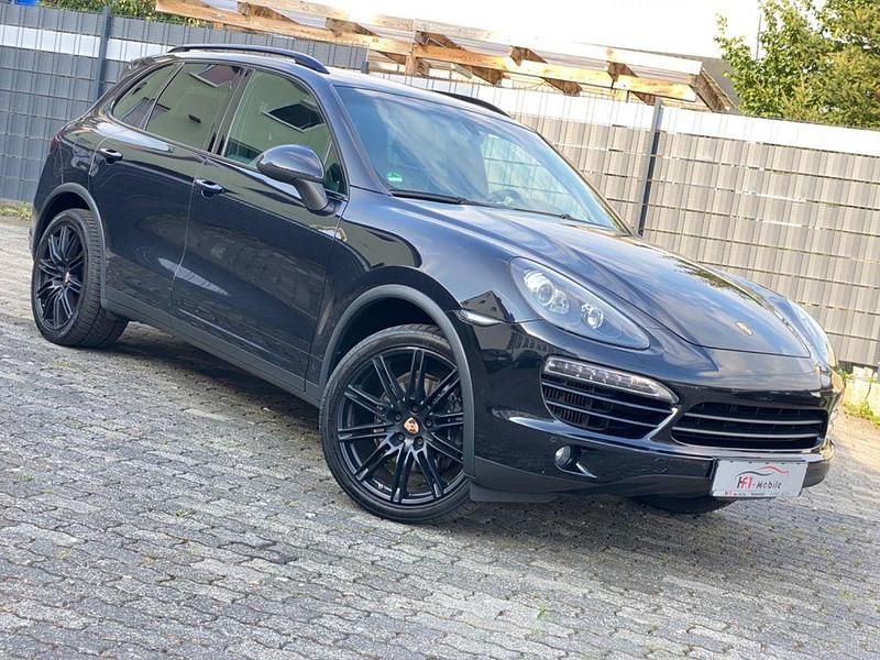 Schwarz Gebraucht 2013 Porsche Cayenne SUV | 22.600 € (Fairer Preis) - Bild 1/4
