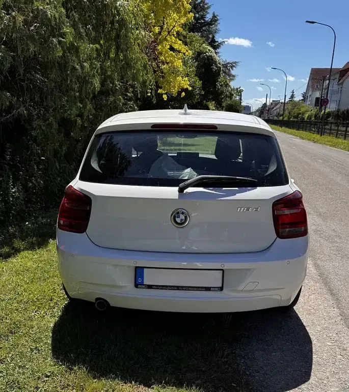 Gebraucht BMW 118 143 PS (105 kW) 2014 Weiß Kleinwagen