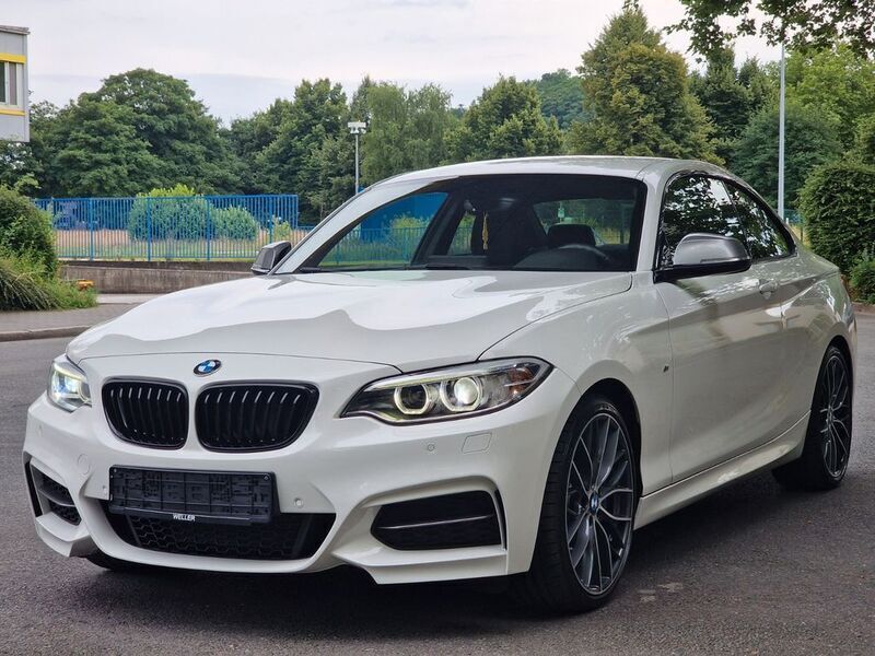 Weiß Gebraucht 2016 BMW M240 M Sport | 24.490 € (Guter Preis) - Bild 1/4