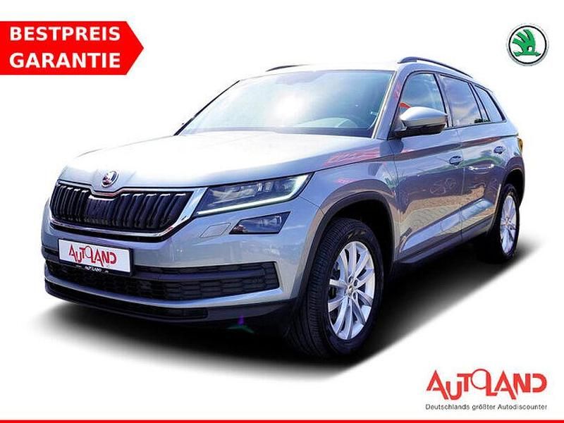 Grau Gebraucht 2020 Skoda Kodiaq SUV | 28.890 € (Fairer Preis) - Bild 1/4