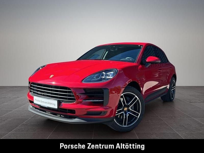 Rot Gebraucht 2019 Porsche Macan S SUV | 57.880 € (Teuer) - Bild 1/4