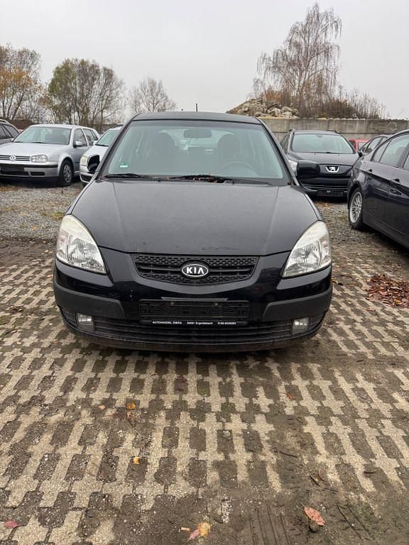 Gebraucht 2006 Kia Rio EX Limousine | 950 € (Superpreis) - Bild 1/4
