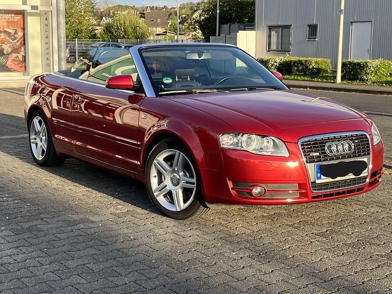 Gebraucht Audi A4 Cabriolet S-Line 163 PS (119 kW) 2007 Rot Cabrio