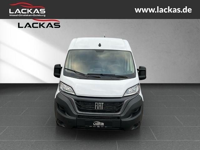 Gebraucht Fiat Ducato S 140 PS (102 kW) 2023 Weiß Van