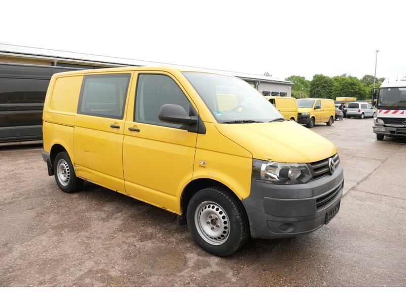 Gebraucht VW T5 84 PS (61 kW) 2010 Ginstergelb r1032 Van