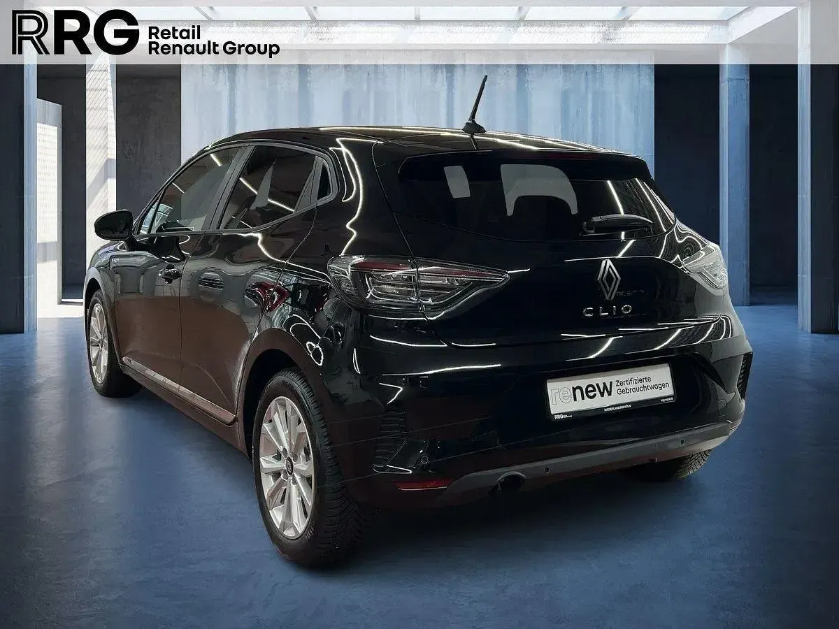 Gebraucht Renault Clio Evolution 91 PS (66 kW) 2025 Sternen schwarz Kleinwagen