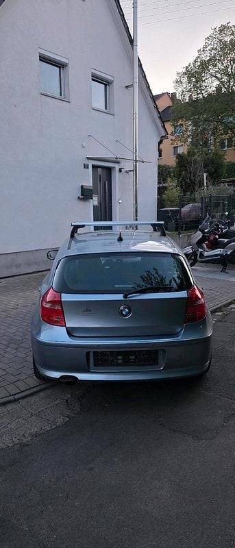 Używany BMW 116 Advantage 122 KM (89 kW) 2011 Niebieski Hatchback