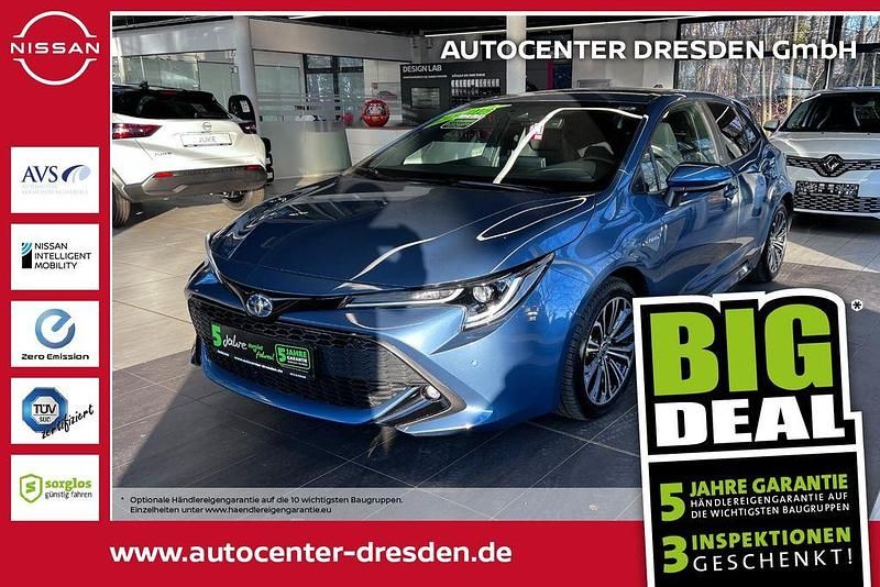 Blue (metallic) Gebraucht 2020 Toyota Corolla Team Limousine | 18.980 € (Guter Preis) - Bild 1/4
