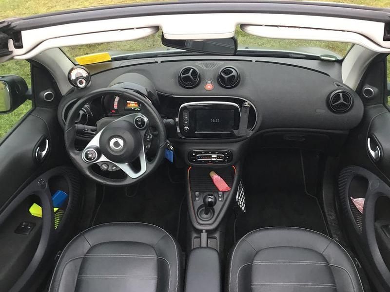 Gebraucht Smart ForTwo Electric Drive Prime 60 kW (82 PS) 2020 Grau Cabrio