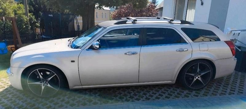 Gebraucht Chrysler 300C 218 PS (160 kW) 2008 Weiß Kombi