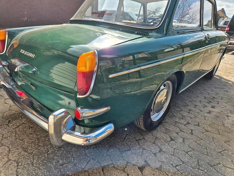 Second-hand VW Type 3 45 CP (33 kW) 1966 Verde Berlinǎ