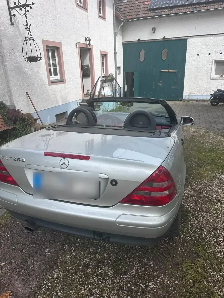 Second-hand Mercedes SLK200 136 CP (100 kW) 1998 Argintiu Cabrio