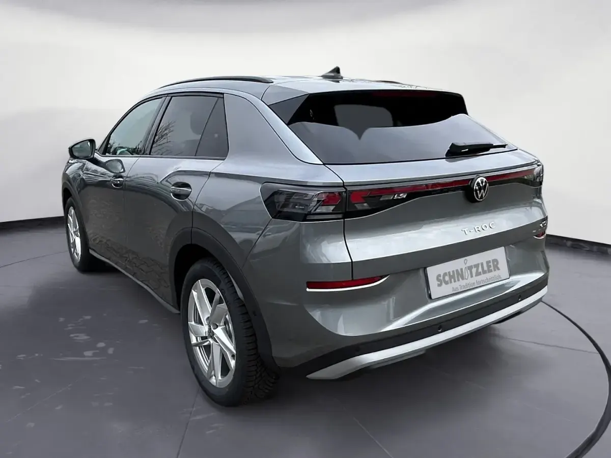 Nowe VW T-Roc Style 150 KM (110 kW) 2026 Szary SUV