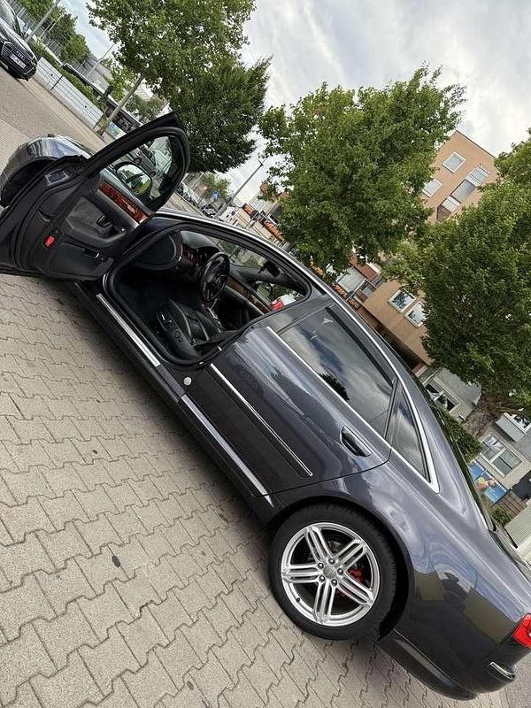 Gebraucht 2008 Audi A8 Limousine | 8.500 € (Etwas zu teuer) - Bild 1/4