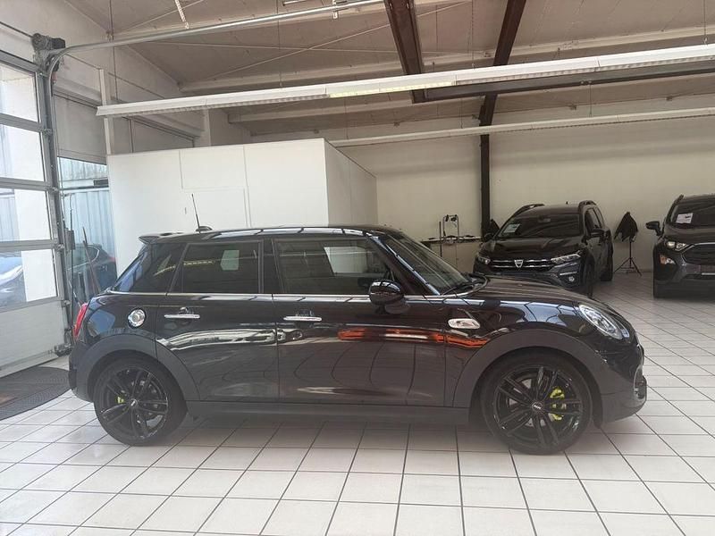 Gebraucht Mini Cooper S 192 PS (141 kW) 2015 Schwarz Kleinwagen