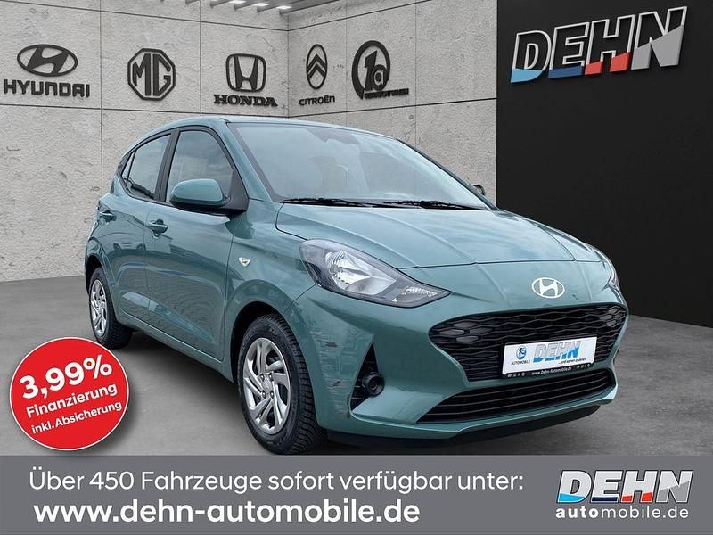 Gebraucht Hyundai i10 Select 63 PS (46 kW) 2025 Grün Kleinwagen