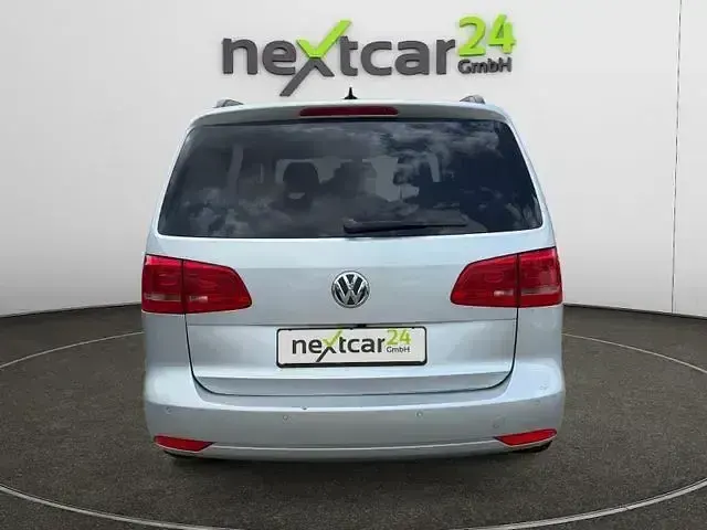 Gebraucht VW Touran Comfortline 105 PS (77 kW) 2010 Silber metallic Van / Kleinbus