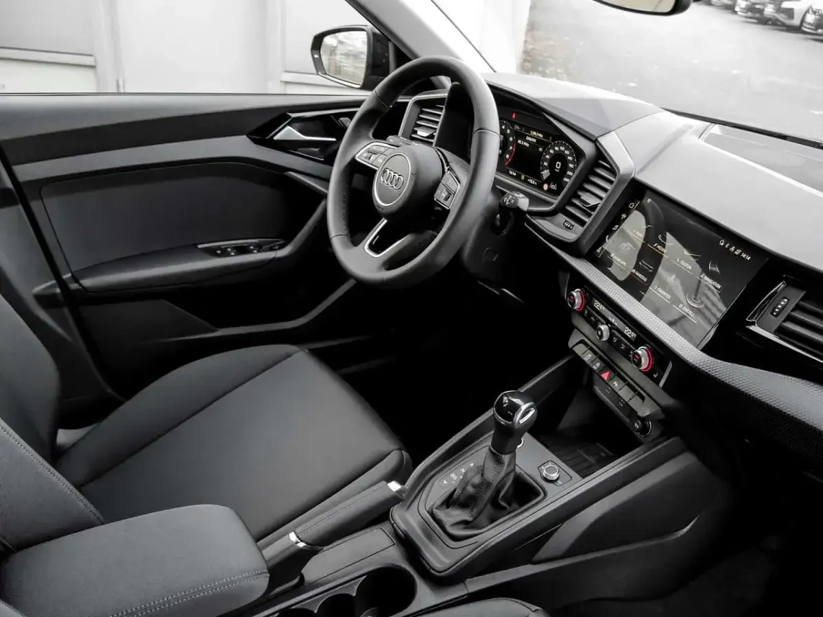 Ny Audi A1 Sportback Advanced 95 HK (69 kW) 2025 Grå Hatchback