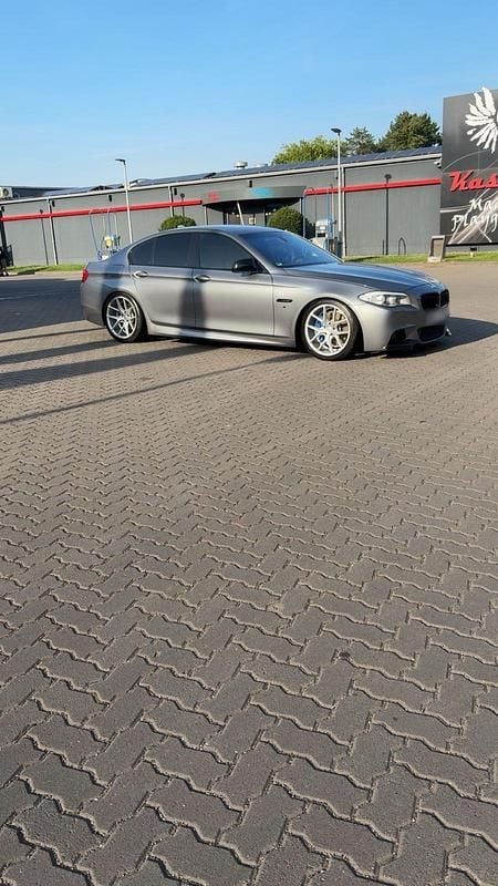 Gebraucht BMW 528 Performance 258 PS (189 kW) 2011 Grau Limousine