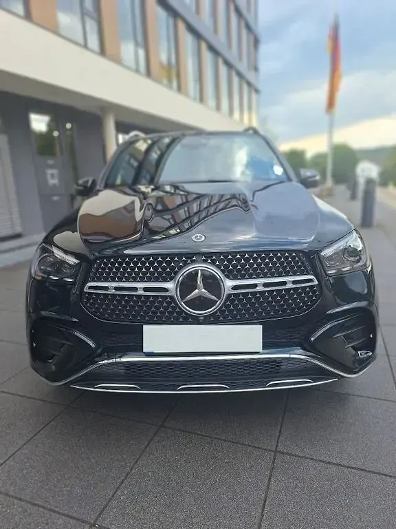 Gebraucht Mercedes GLE350 de AMG 333 PS (244 kW) 2024 SUV