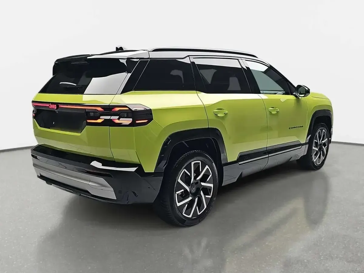 Gebraucht Jeep Compass 156 kW (213 PS) 2026 Hawaii green / dach schwarz SUV