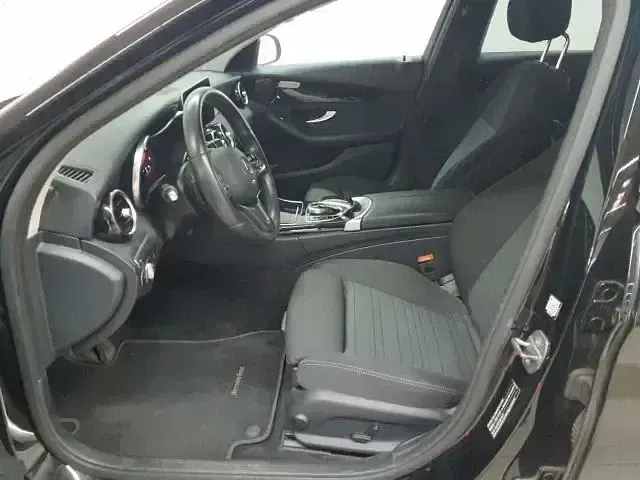Gebraucht Mercedes C220 194 PS (142 kW) 2019 Schwarz Limousine