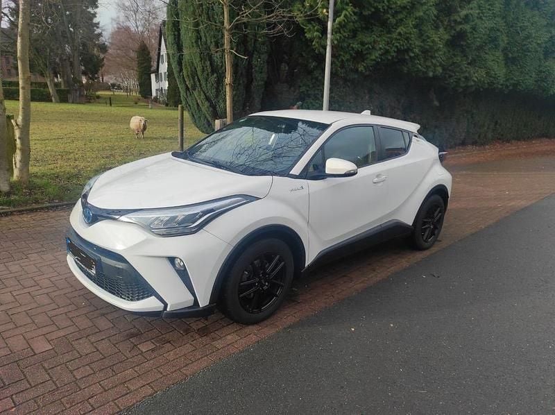 Weiß Gebraucht 2020 Toyota C-HR Style SUV | 16.800 € (Superpreis) - Bild 1/4