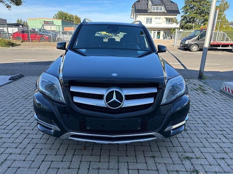 Schwarz Gebraucht 2013 Mercedes GLK350 AMG line SUV | 13.450 € - Bild 1/4
