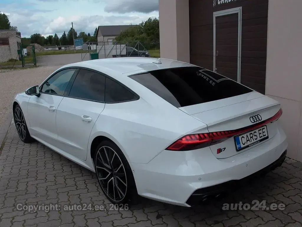 Gebraucht Audi S7 Sport 344 PS (253 kW) 2022 Weiß Kleinwagen