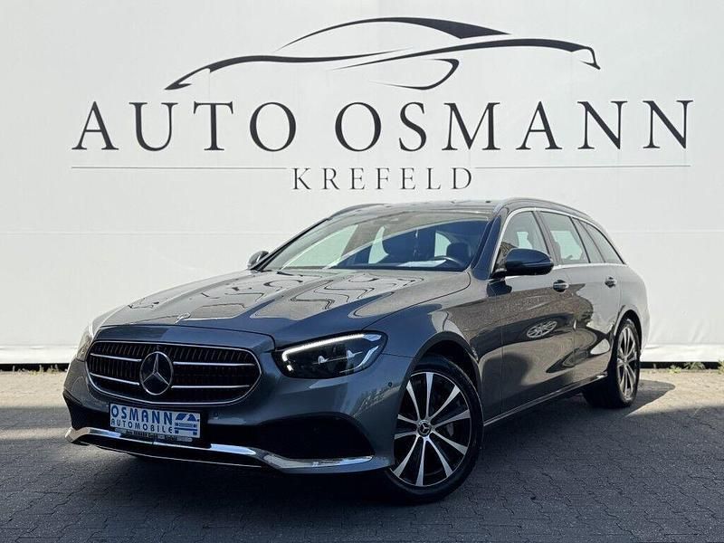 Selenitgrau metalliclack Gebraucht 2022 Mercedes E300 Avantgarde Kombi | 32.500 € (Fairer Preis) - Bild 1/4